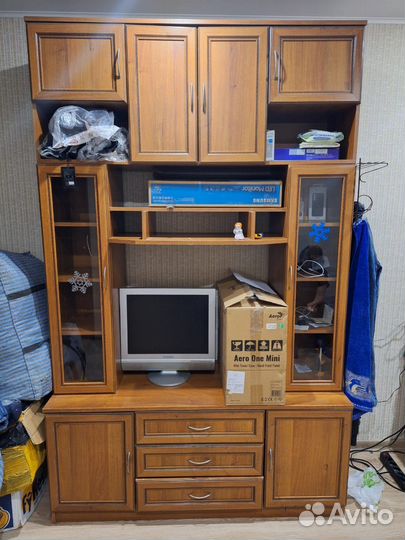 Шкаф стенка