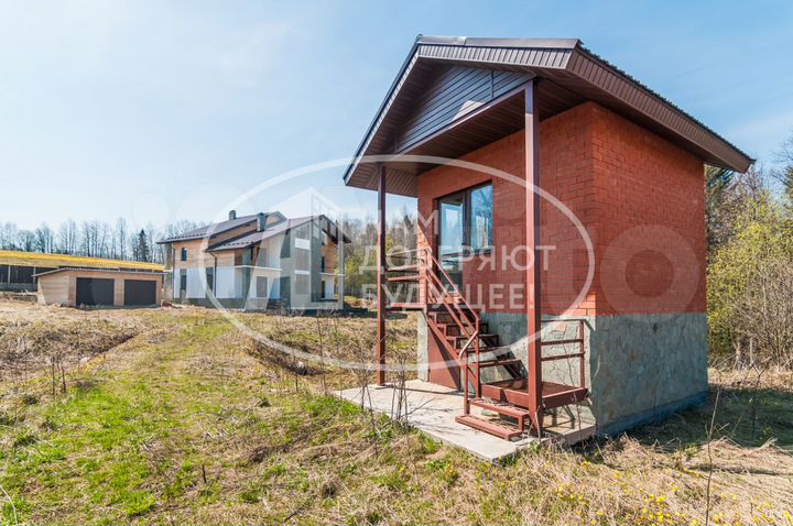 Коттедж 428,6 м² на участке 28 сот.