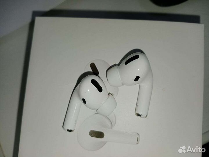 Наушники airpods pro