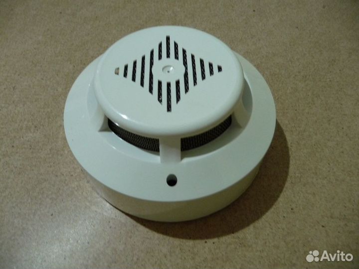 Извещатель пожарный 4 шт Б/У