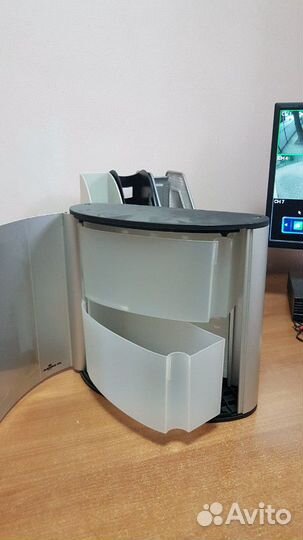 Аптечка-шкафчик навесная настенная 2-отделения