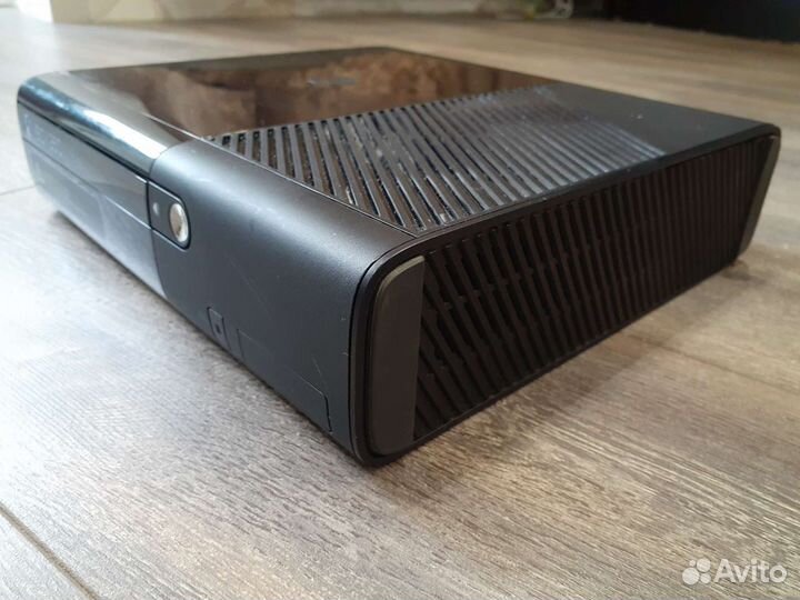 Xbox 360 Freeboot (500Гб)