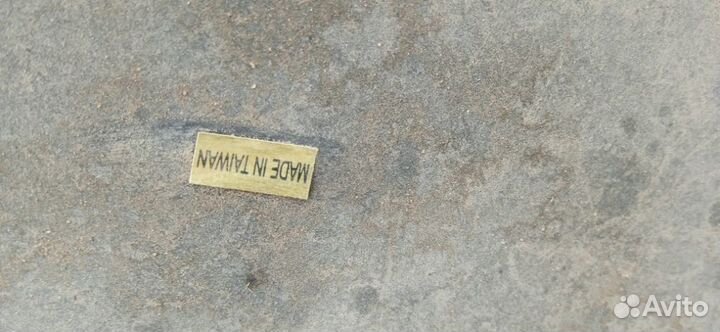 Крыло переднее левое Toyota Rav-4 2005-2010