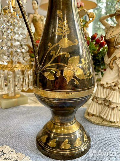 Кувшин металлический Индия