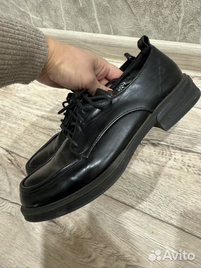 Полуботинки женские 36 размер