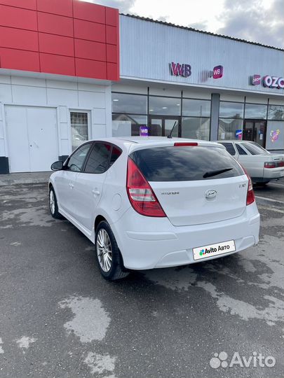 Hyundai i30 1.6 МТ, 2011, 246 000 км