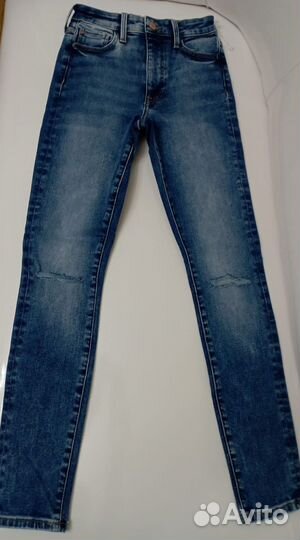 Джинсы 
