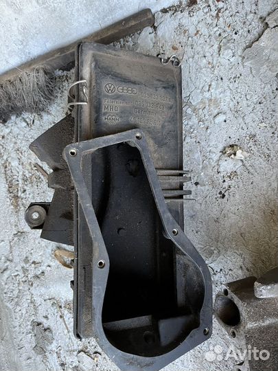 Корпус воздушного фильтра ауди 80 b2 2,1