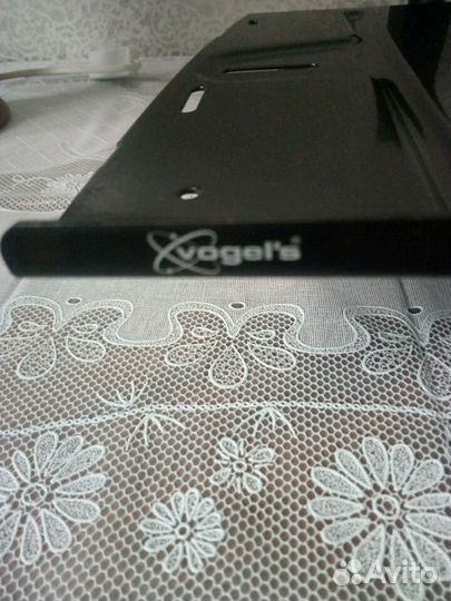 Подставка под телевизор