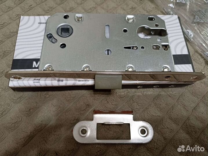 Межкомнатный механизм под цилиндр