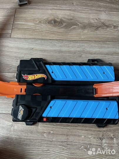 Гоночный трек hot wheels