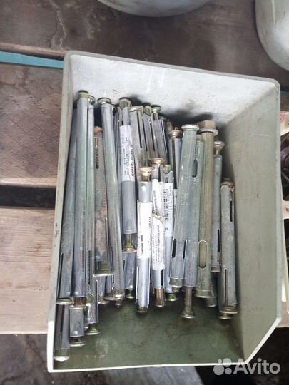 Гвозди развые