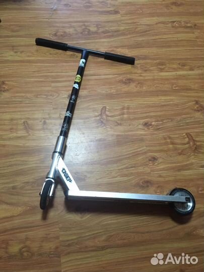 Трюковой самокат North tomahawk