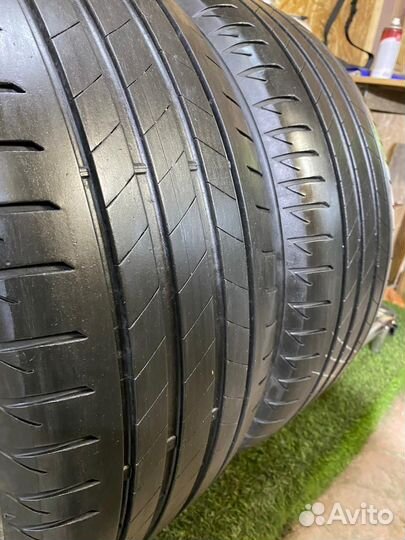 Bridgestone Turanza T005 245/45 R18