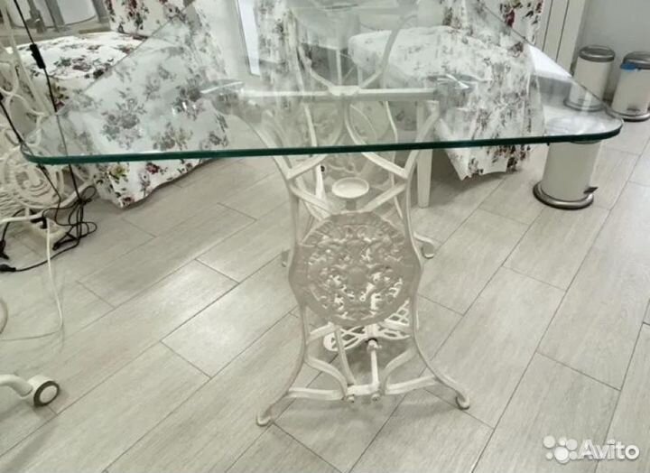 Стол дизайнерский