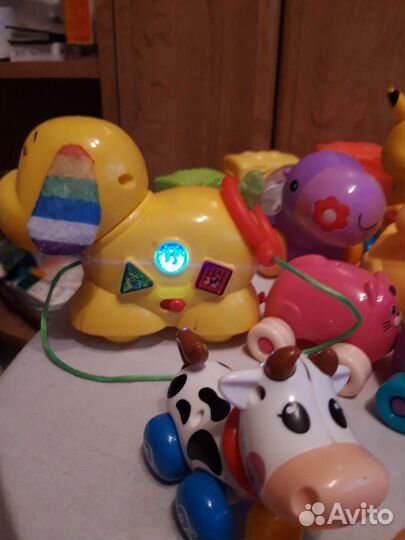 Пирамидки, собачка музыкал, собачка Fisher- Price