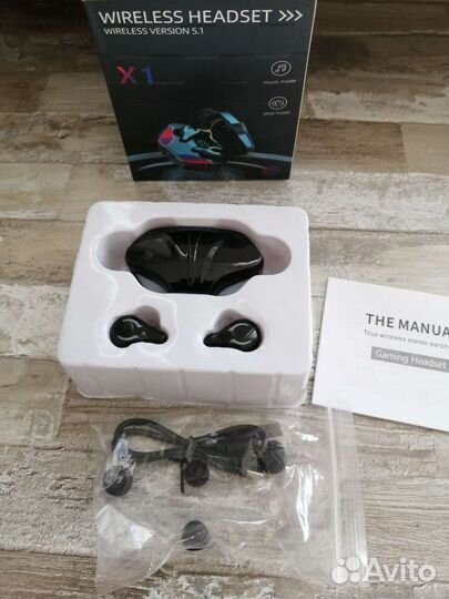Беспроводные наушники новые
