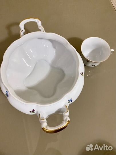 Салатница, супница, тортница