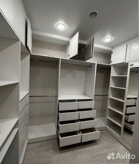 Шкаф на заказ минимализм