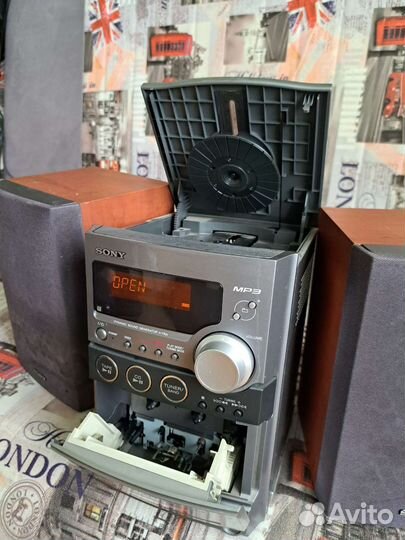 Музыкальный центр Sony