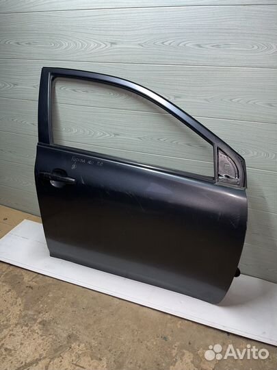 Дверь передняя правая Toyota Corolla 150 06-13г