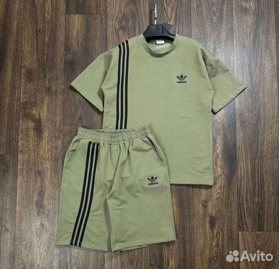 Костюм шорты и футболка Adidas