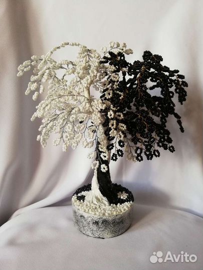 Инь Ян дерево из бисера