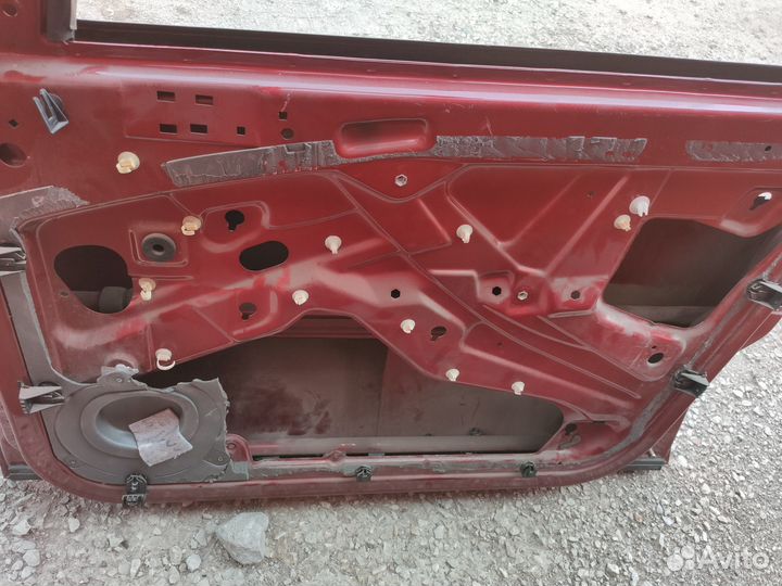 Дверь передняя правая Skoda Octavia Tour a4