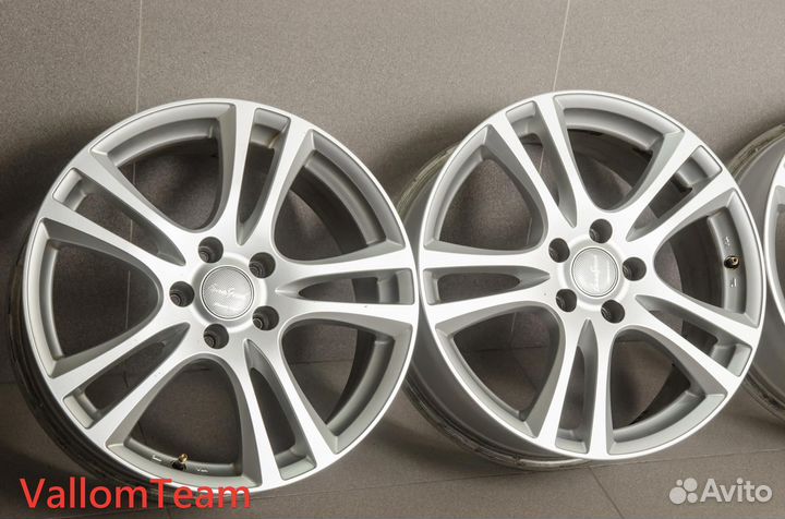 Лот UP29892240 Фирменные 18-е диски manaray eurosp