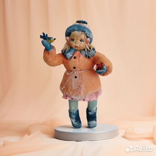 Ватная игрушка Девочка с синичкой