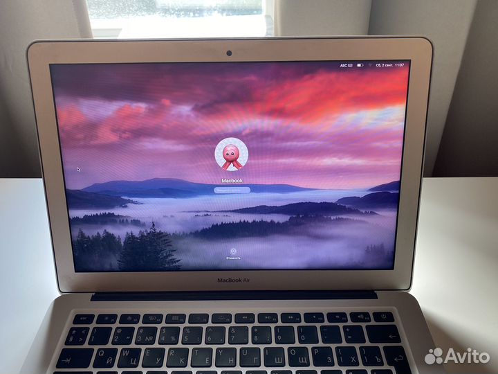 MacBook Air 13 2017 (8/128)