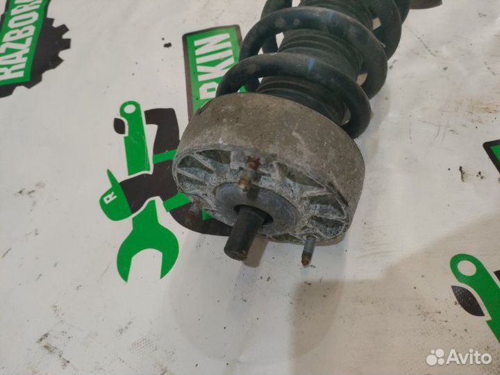 Стойка подвески в сборе передняя правая Bmw X5 F15