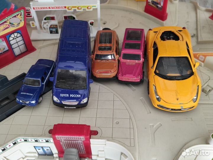 Игровой трэк парковка Хот Вилс Hot Wheels