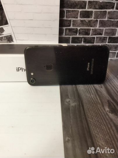 Телефон iPhone 7 128gb