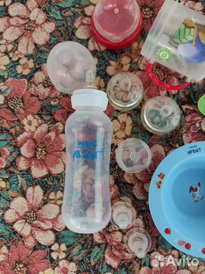 Посуда для кормления: Бутылочки, поильник, тарелка