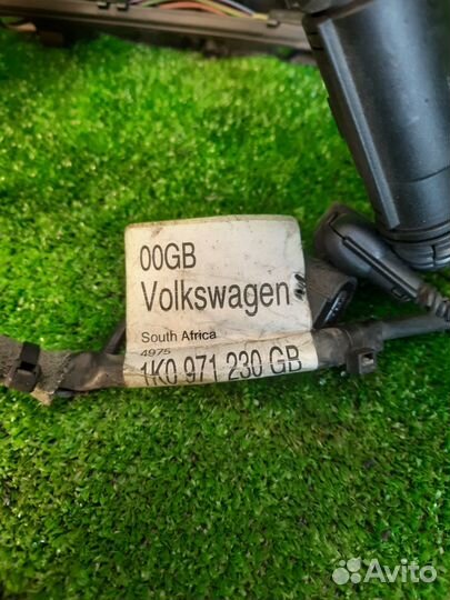 Проводка двигателя Volkswagen Golf 5 BLF (1.6)