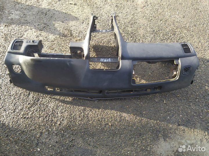 Торпедо Nissan Cefiro седан 2 1997