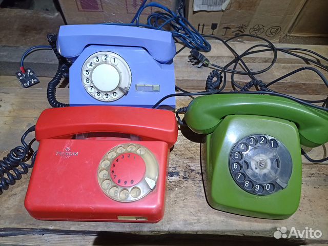Телефонные аппараты времён СССР