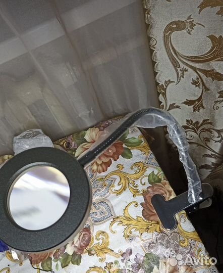 Лампа лупа настольная