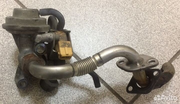 Клапан EGR Mercedes A1121400060 W220 S-Class