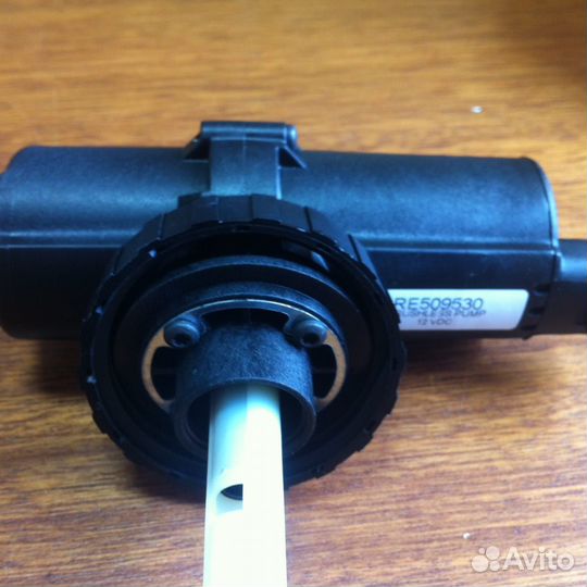 Топливный насос новый John Deere RE509530