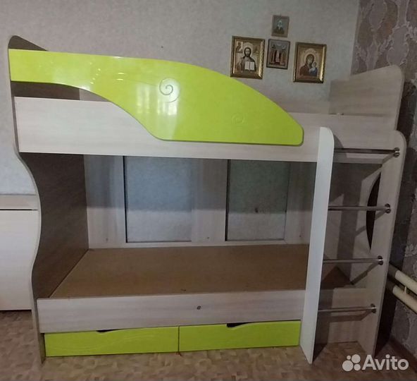Двухъярусная кровать бу