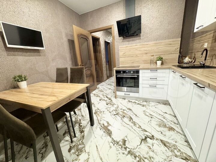 2-к. квартира, 56 м², 12/20 эт.