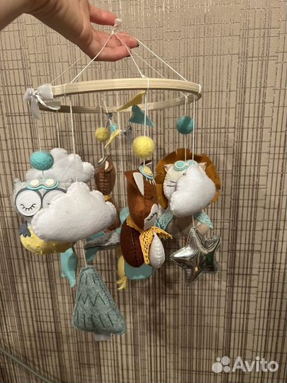Мобиль для детской кроватки