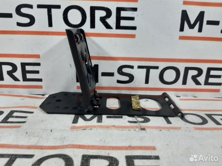 Противооткатный упор Porsche Cayenne 955 M4800