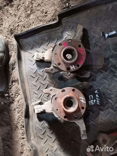 Opel astra h поворотный кулак ступица