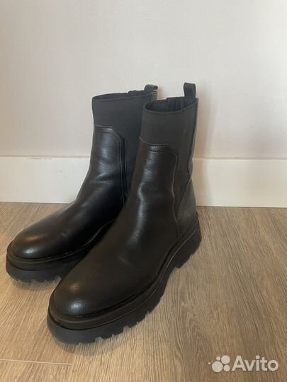 Ботинки stradivarius 39