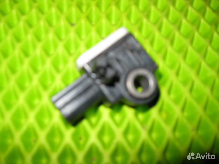 Датчик удара подушки безопасности Ford