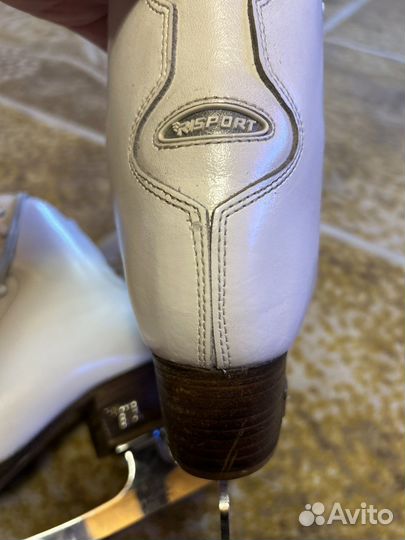 Фигурные коньки risport RF2