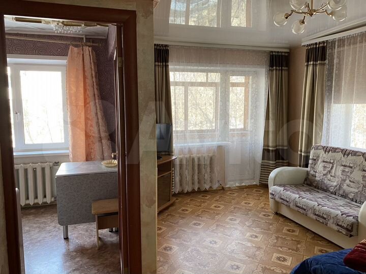 1-к. квартира, 42 м², 2/5 эт.